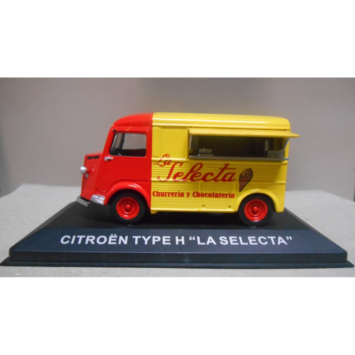 CITROEN TYPE H LA SELECTA BOX 1 43 ALTAYA IXO BCN STOCK CARS