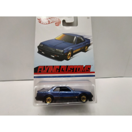 NISSAN SKYLINE RS KDR30 FLYING CUSTOMS 1:64 HOT WHEELS