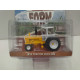 TRACTOR 1974 WITH CAB YELLOW FARM 1:64 GREENLIGHT