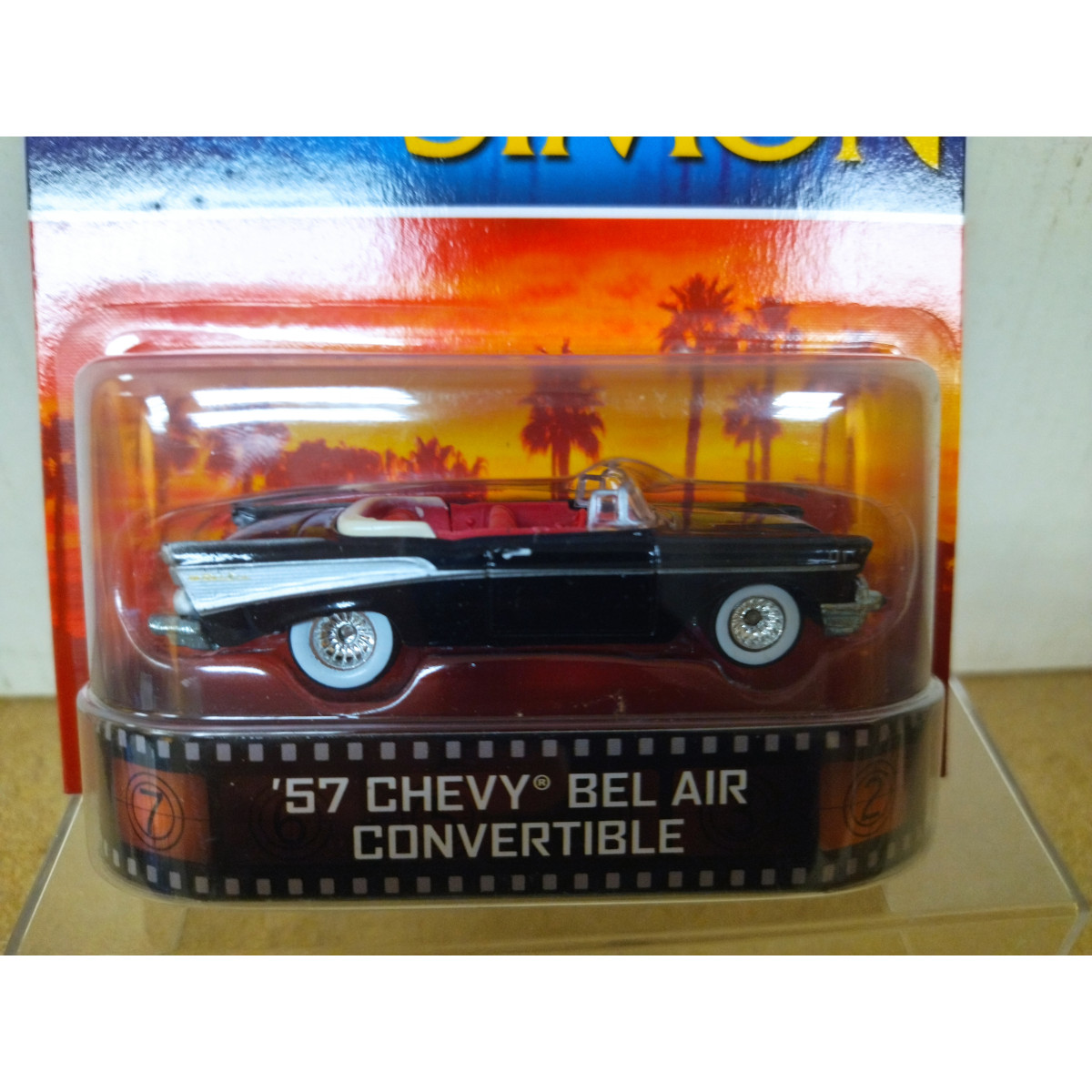 CHEVROLET BEL AIR 1957 CONVERTIBLE SIMON & SIMON 1:64 HOT WHEELS