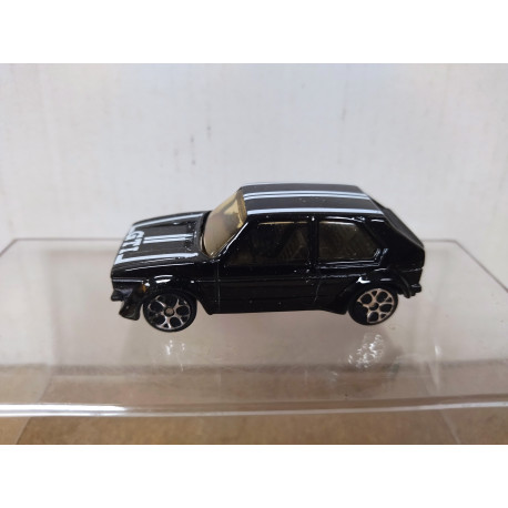 VOLKSWAGEN GOLF 1 GTi BLACK & WHITE 1:64 MAISTO