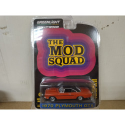 PLYMOUTH GTX 1970 THE MOD SQUAD HOLLYWOOD 1:64 GREENLIGHT