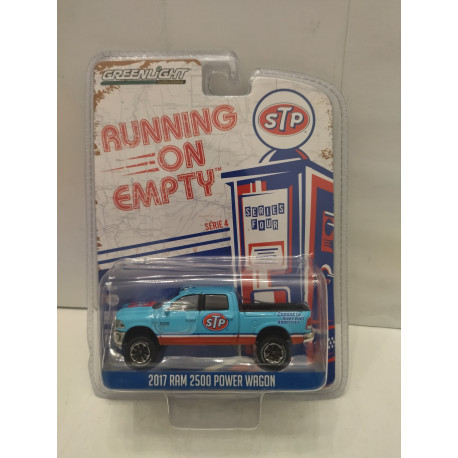 RAM 2500 2017 POWER WAGON RUNNING STP 1:64 GREENLIGHT