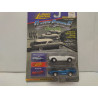 CHEVROLET CORVETTE C1 1962 WHITE + INDY CLASSIC CUSTOMS 1:64 JOHNNY LIGHTNING