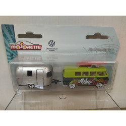 VOLKSWAGEN TI SAMBA BUS + CARAVANA ALOHA CAMPING 1:59/ apx 1:64 MAJORETTE