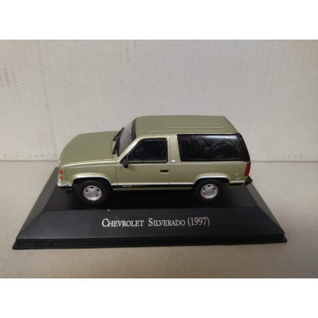 CHEVROLET SILVERADO 1997 MEMORABLES MEXICO 1:43 DeAGOSTINI IXO - BCN STOCK  CARS