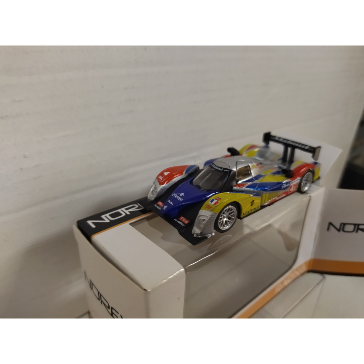 PEUGEOT 908 HDi FAP n4 24 H LE MANS 2010 apx 1:64 NOREV 3 INCHES