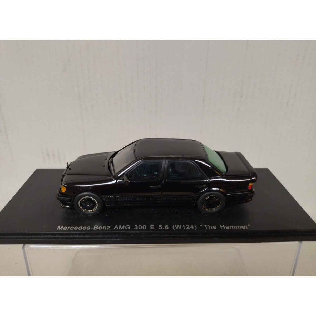 MERCEDES-BENZ AMG 300 E 5.6 W124 1986 THE HAMMER 1:43 SPARK - BCN