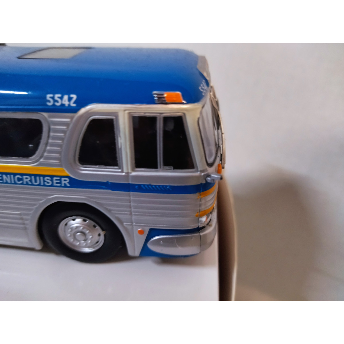 GMC SCENICRUISER GREYHOUND 1956 AUTOBUS USA 1:43 SALVAT IXO NO BOX ...