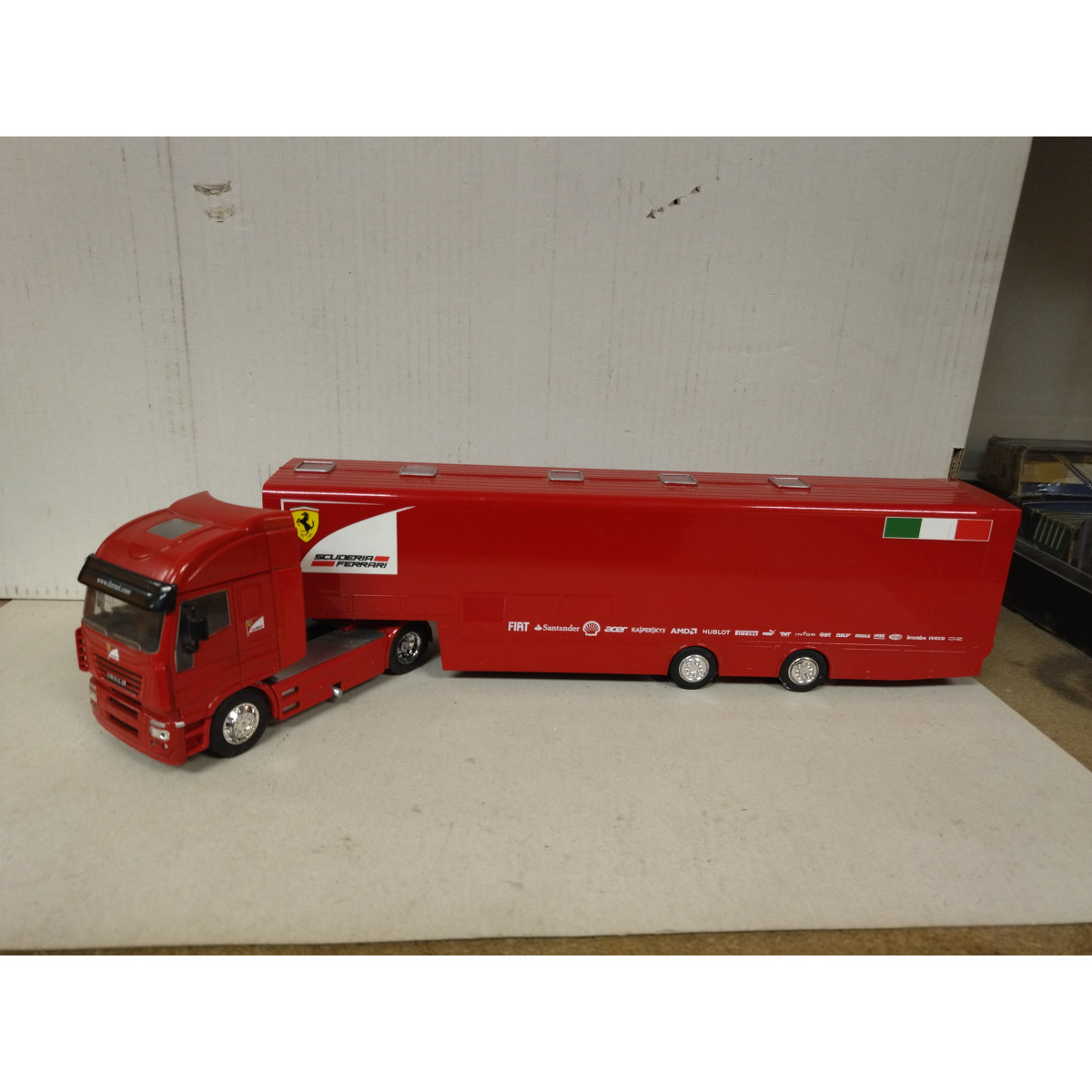 IVECO CAMION/TRUCK SCUDERIA FERRARI F1 1:43 ALTAYA IXO NO BOX - BCN ...