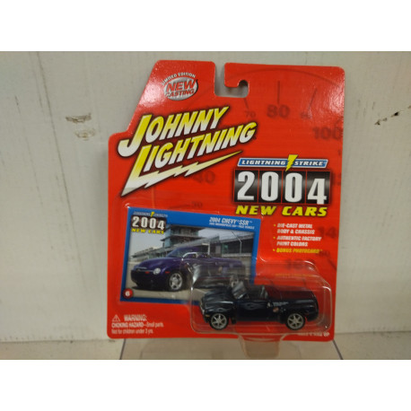 CHEVY SSR 2004 BLUE LIGHTNING STRIKE 1:64 JOHNNY LIGHTNING