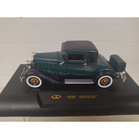 HUDSON 1930 GREEN 1:32 SIGNATURE MODELS NO BOX