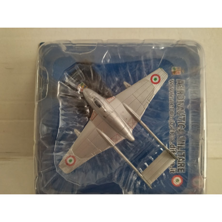 MACCHI DE HAVILLAND VAMPIRE AERONAUTICA MILITARE 1:100 HACHETTE