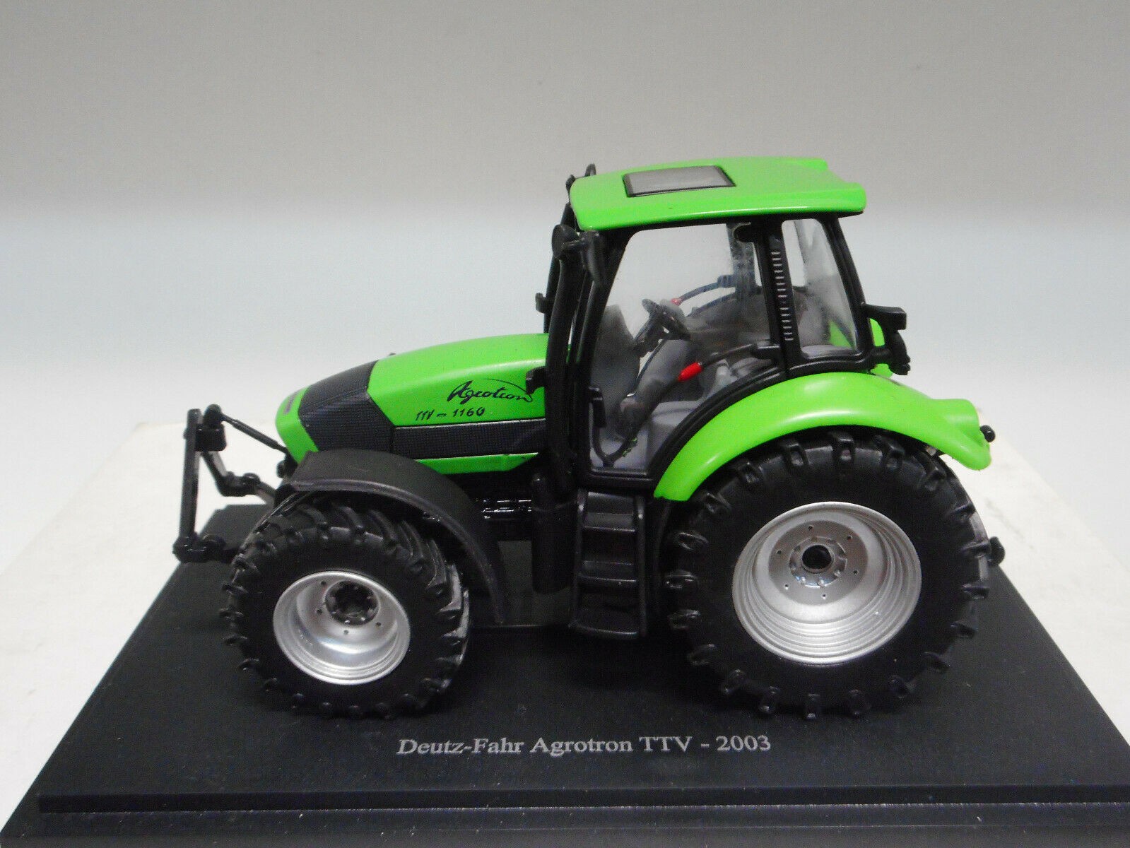 Farmer tractor deutz fahr agrotn d130 06 d25 3005 Hachette 1:43 | eBay