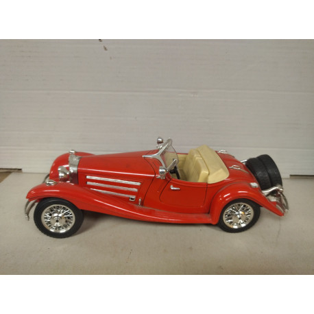 MERCEDES-BENZ 500K 1936 RED 1:20 BBURAGO NO BOX