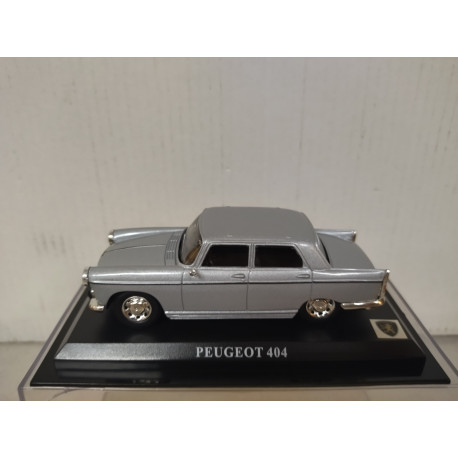 PEUGEOT 404 BERLINE SILVER 1:43 DelPRADO URNA NO ORIGINAL