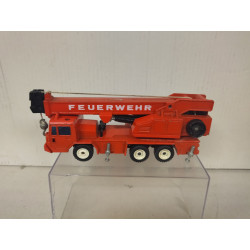 FAUN MOBILE CRANE FEUERWHER 1:55/apx 1:64 SIKU 3127 NO BOX