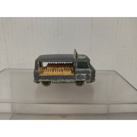 COMMER FC BOTTLE TRUCK LESNEY 21 1:74/apx 1:64 MATCHBOX NO BOX