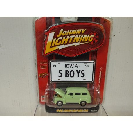 CHEVROLET SUBURBAN 1950 IOWA PLATE 1:64 JOHNNY LIGHTNING