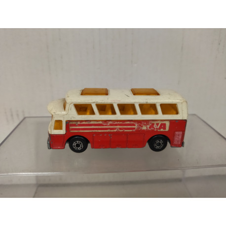 AIRPORT COACH/BUS TWA RED SUPERFAST 65 1:98/apx 1:64 MATCHBOX NO BOX