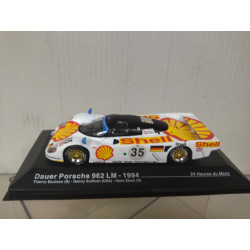 DAUER PORSCHE 962 1994 24 H LE MANS BOUTSEN-SULLIVAN-STUCK 1:43 ALTAYA IXO