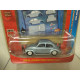 VOLKSWAGEN BEETLE 1950 SPLIT WINDOW BLUE SILVER 1:64 JOHNNY LIGHTNING