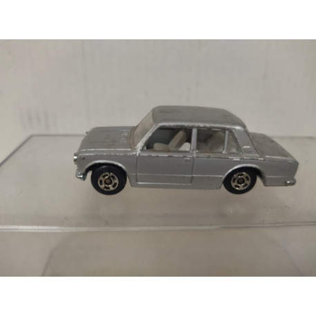 FIAT 124 SILVER apx 1:64 POLISTIL RJ14 NO BOX