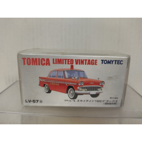 PRINCE SKYLINE 1900 DX FIRE 1:64 TOMICA LIMITED VINTAGE LV-57A