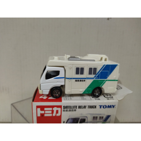 MITSUBISHI FUSO CANTER SATELLITE RELAY TRUCK apx 1:64 TOMICA 42