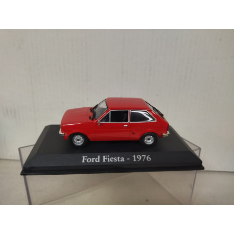 FORD FIESTA 1976 RED 1:43 RBA IXO HARD BOX