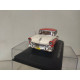 FORD FAIRLANE 1956 RED/WHITE 1:43 ALTAYA IXO