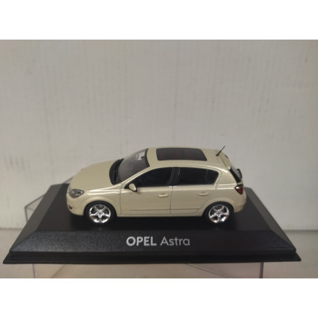 OPEL ASTRA H 2004 5-DOOR BEIGE 1:43 MINICHAMPS URNA RAJADA