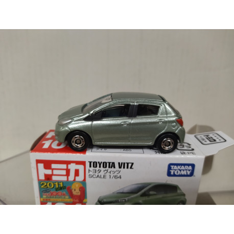 TOYOTA VITZ (2-GEN YARIS) 1:64/apx 1:64 TOMICA 104