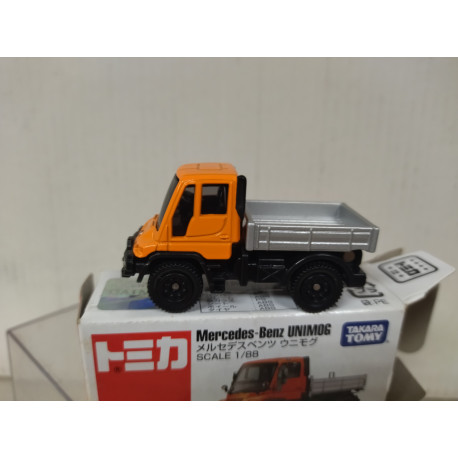 MERCEDES-BENZ UNIMOG U405 ORANGE 1:88/apx 1:64 TOMICA 22