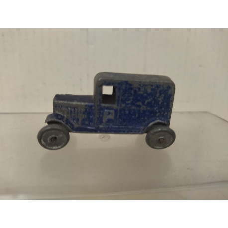 VINTAGE MODEL CAR DIECAST UNKNOW NO BOX