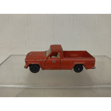 JEEP GLADIATOR J200 RED LESNEY 71 1:74/apx 1:64 MATCHBOX NO BOX