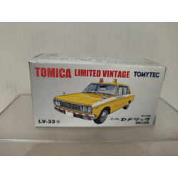 NISSAN CEDRIC ROAD PUBLIC CORPORATION 1:64 TOMICA LIMITED VINTAGE LV-33A