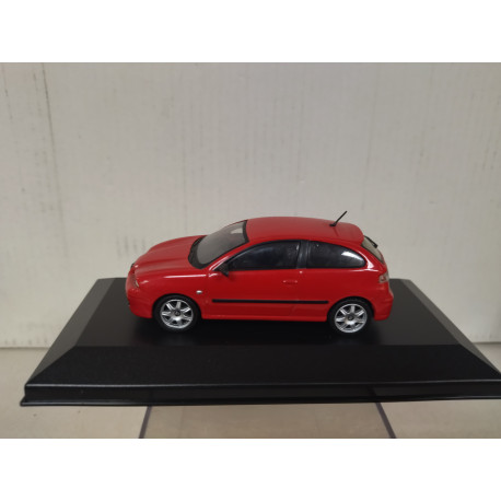 SEAT IBIZA 2006 2.0 SPORT ROJO 1:43 ALTAYA IXO CAJA NO ORIGINAL DEFECT/FRONTAL