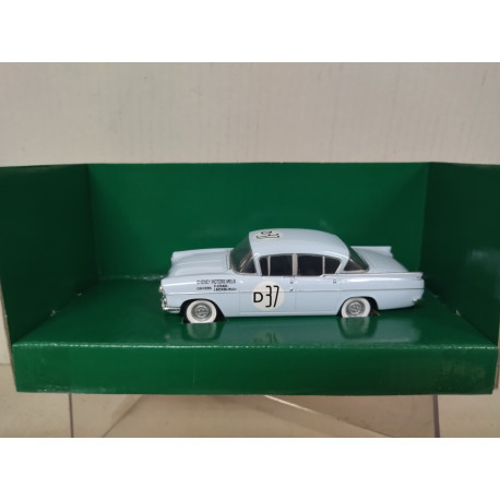 VAUXHALL CRESTA 1960 PHILLIP ISLAND F COAD 1:43 VANGUARDS VA06405