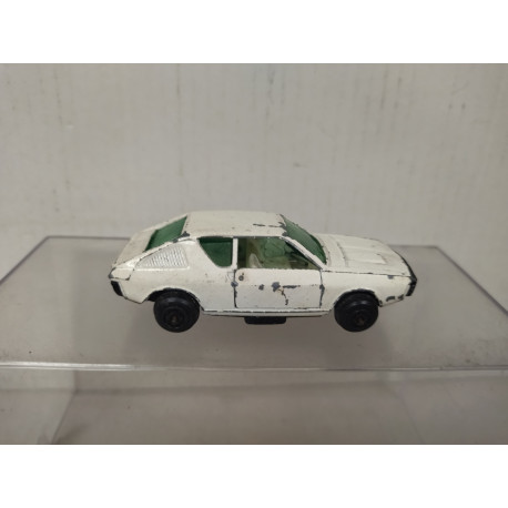 RENAULT 17 TS WHITE apx 1:64 GUISVAL VINTAGE NO BOX