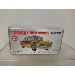 TOYOPET CROWN TAXI JAPAN 1:64 TOMICA LIMITED VINTAGE LV-87A