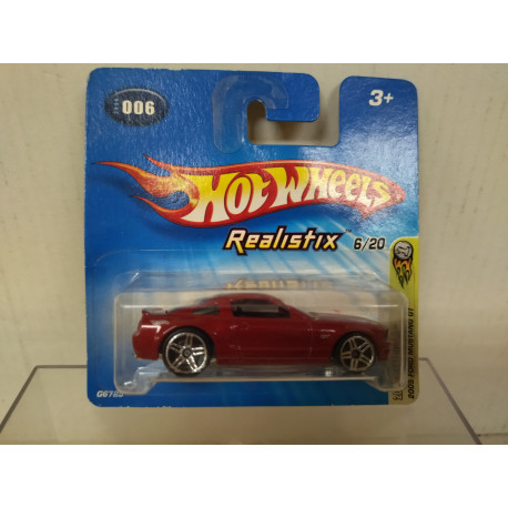 FORD MUSTANG 2005 GT 6/20 REALISTIX 1:64 HOT WHEELS VINTAGE