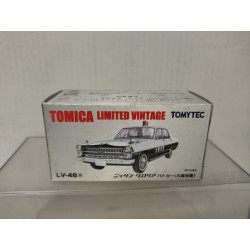 NISSAN GLORIA POLICE JAPAN 1:64 TOMICA LIMITED VINTAGE LV-48A