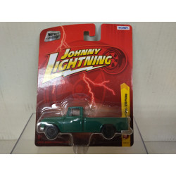 INTERNATIONAL 1200 PICKUP 1965 JL 1:64 JOHNNY LIGHTNING TOMY