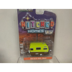 SIESTA TRAVEL 1959 CARAVANA/ROULOTTE HITCHED HOMES 1:64 GREENLIGHT