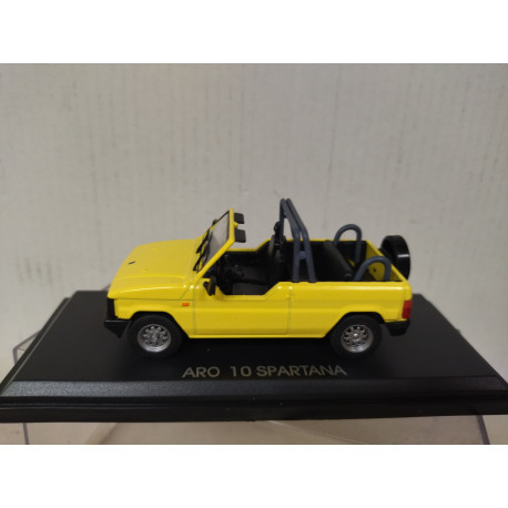 ARO 10 SPARTANA YELLOW 1:43 DeAGOSTINI IXO URNA RAJADA