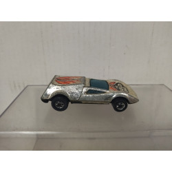 BUZZ OFF THE GOLD ONE 1:64 HOT WHEELS NO BOX