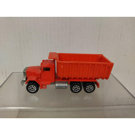 PETERBILT DUMP TRUCK 1:64 HOT WHEELS MALAYSIA VINTAGE NO BOX