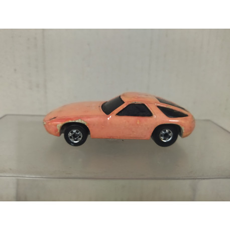 PORSCHE 928 DESGUACE/SCRAPPING 1:64 HOT WHEELS MALAYSIA NO BOX