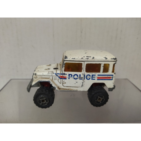 TOYOTA LAND CRUISER J40 4X4 POLICE 1:53/apx 1:64 MAJORETTE 277 NO BOX